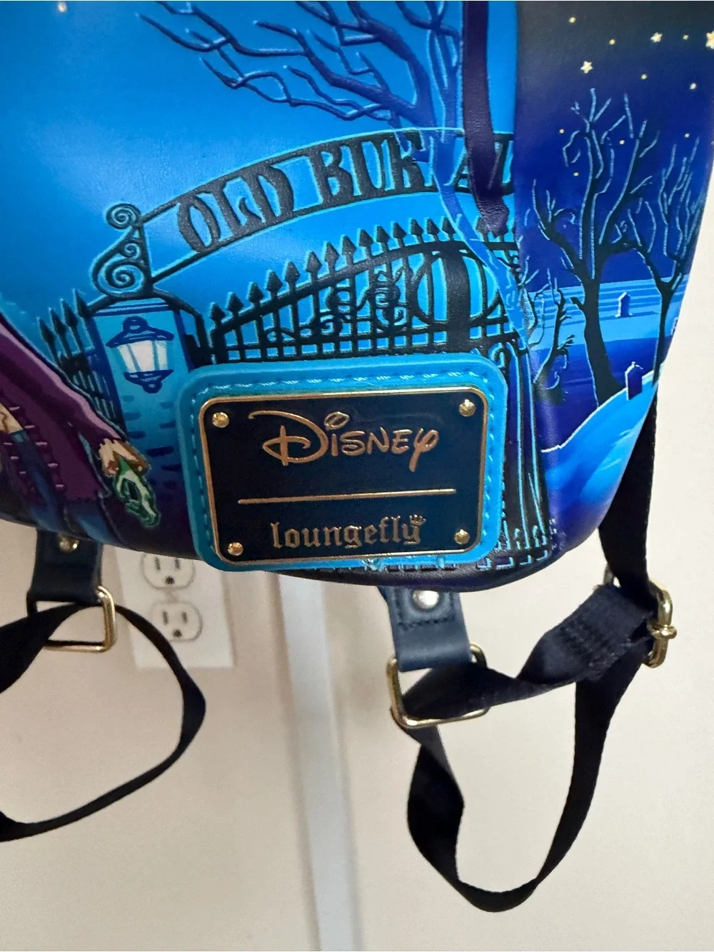 Disney Loungefly Hocus Pocus Glow-In-The-Dark Mini Backpack